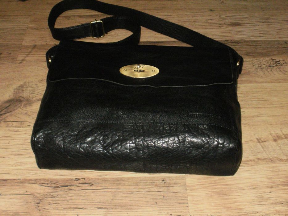 HOUSE OF JANIC CARLO бизнес чанта нова естествена кожа