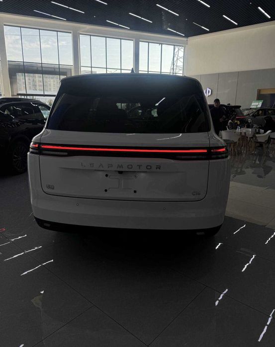 LEAPMOTOR C16 Premium Dop 200km Naqd va Nasiya Savdo Mavjud