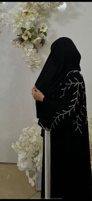 Продаю абаю вечернее платье