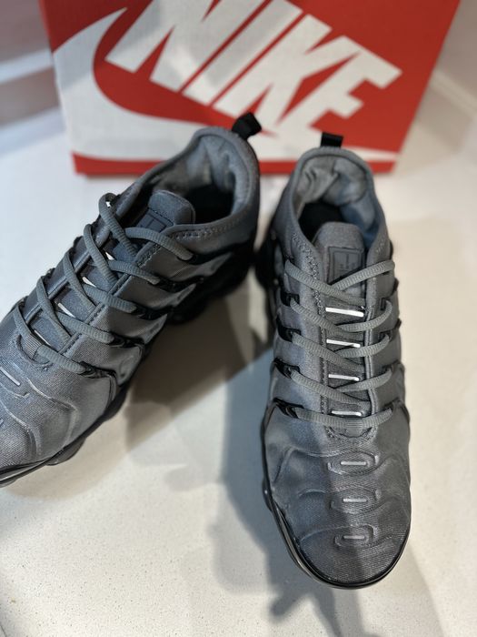 Nike Air Vapormax Plus "Cool Grey Black"