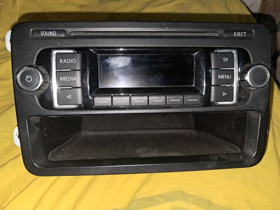 Cd-player,  casetofon mp3 Volkswagen (radio cu Bluetooth)