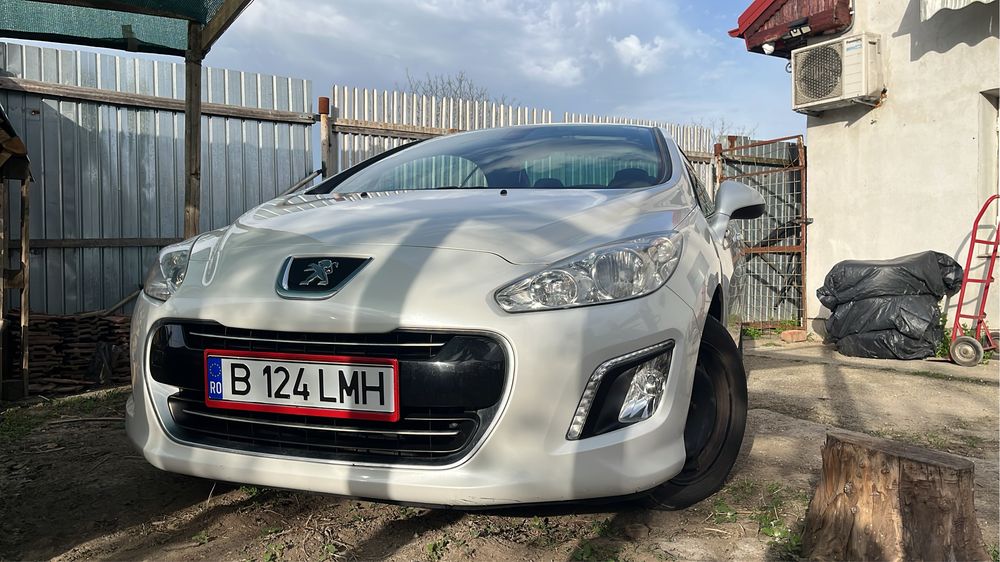 Suport numar auto cu personalitate