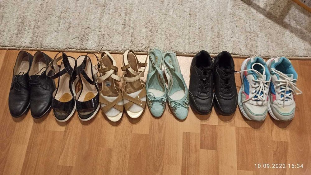 Босоножки  сандалии.