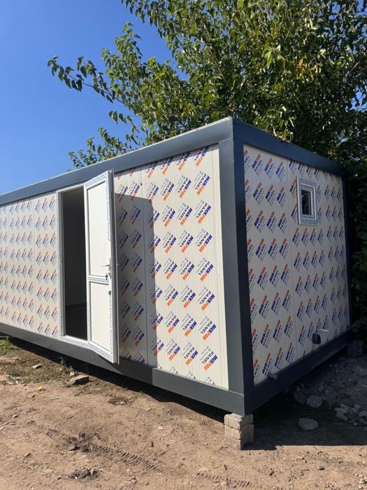 Container modular