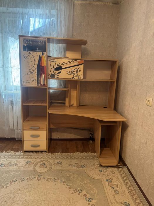 Компьютерный стол