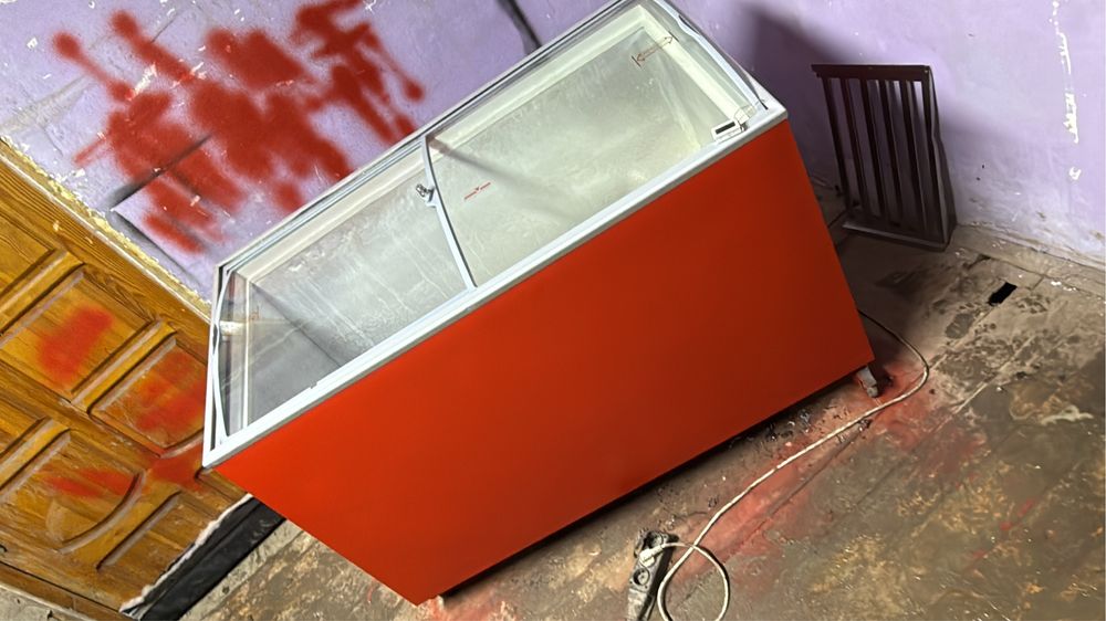 Витринный холодильник под мясо