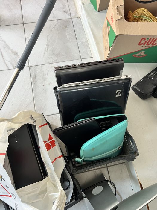 Vand diverse leptopuri tabelete telegoane