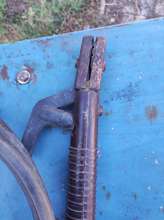 Електрожен.     .