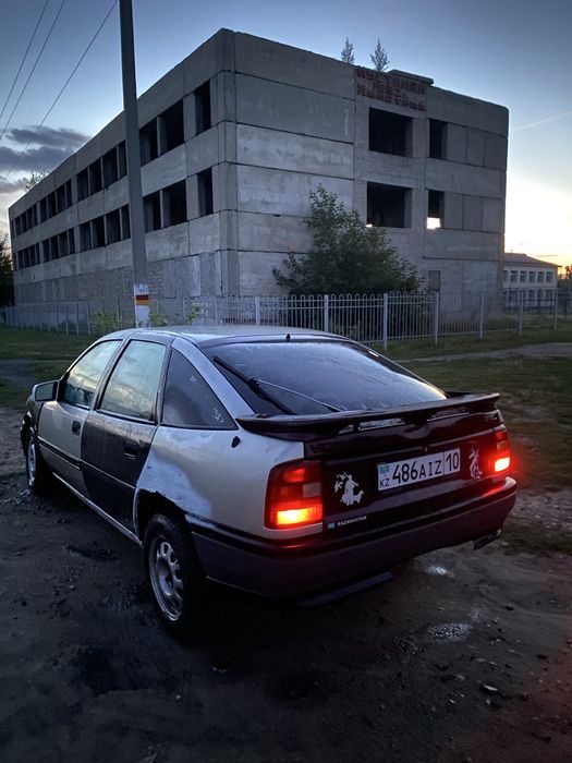 Опель вектра а…..