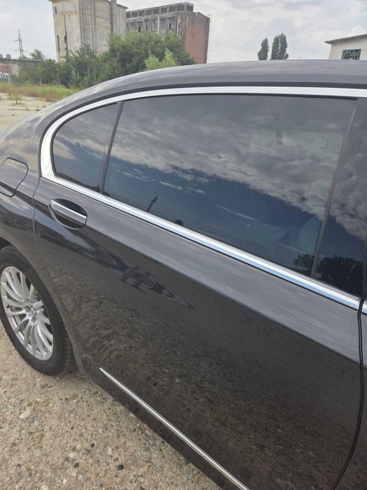 Usa spate stanga dreapta BMW seria 7 G12 long lung