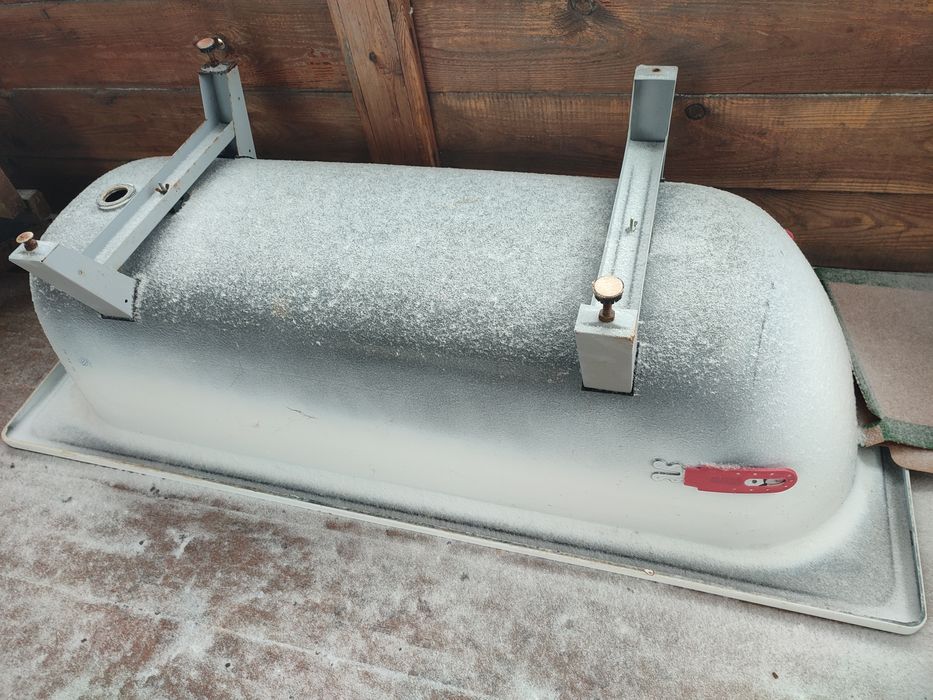 Продам ванну  нормальном состоянии