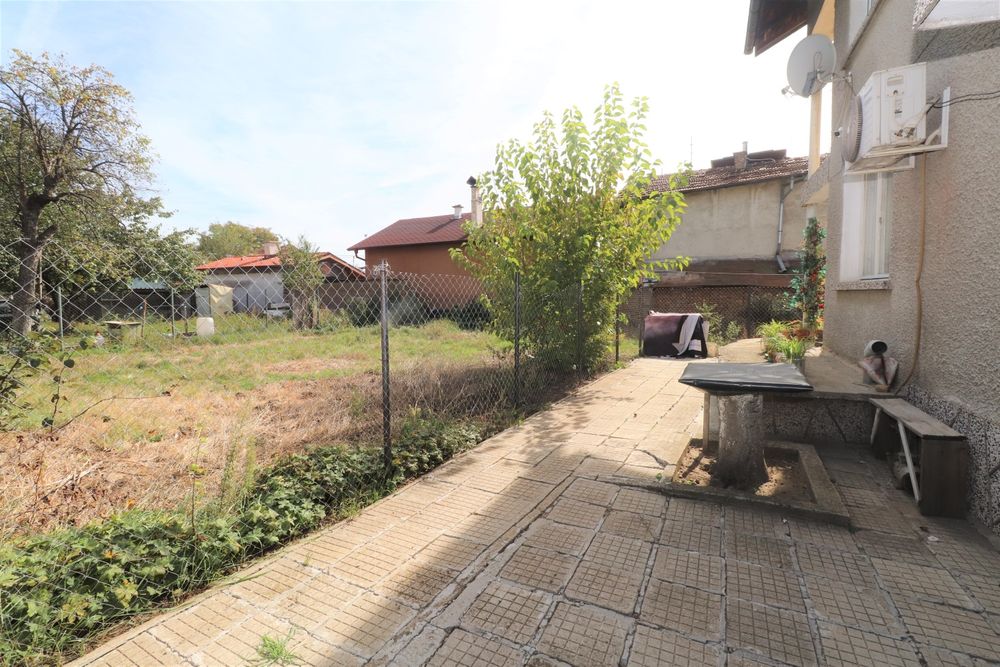 Продава се Етаж от къща в София, Димитър Миленков - 110 кв.м за 1955 €/кв.м - Снимка #18