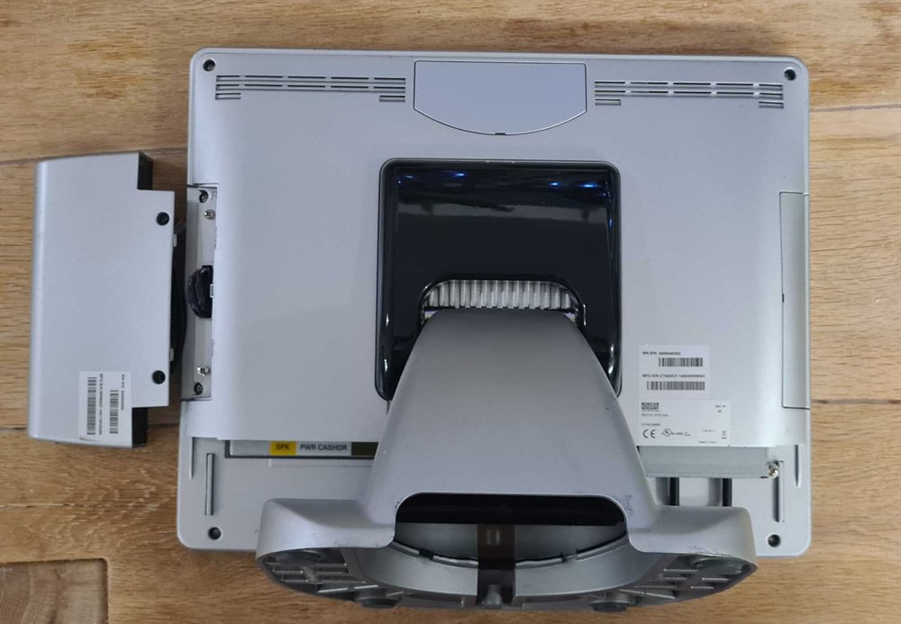 POS компютър с тъч екран/POS Wincor Nixdorf Beetle iPOS plus 15“