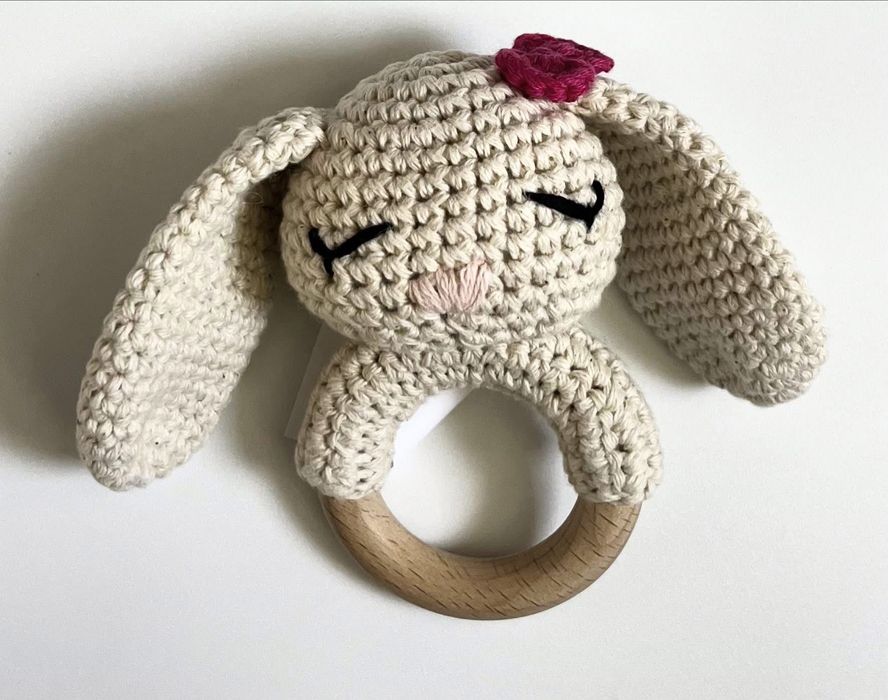 Ръчно плетени дрънкалки