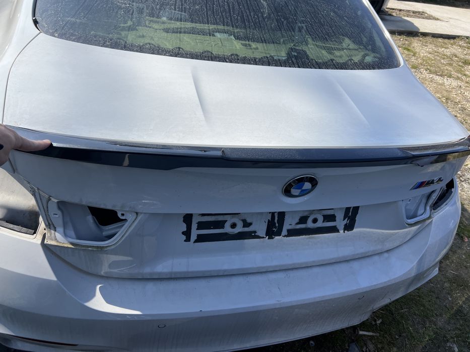 Portbagaj haion capota spate porbagaj  bmw m4 f82