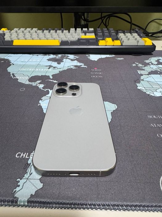 Iphone 16 pro 128 GB natural sim