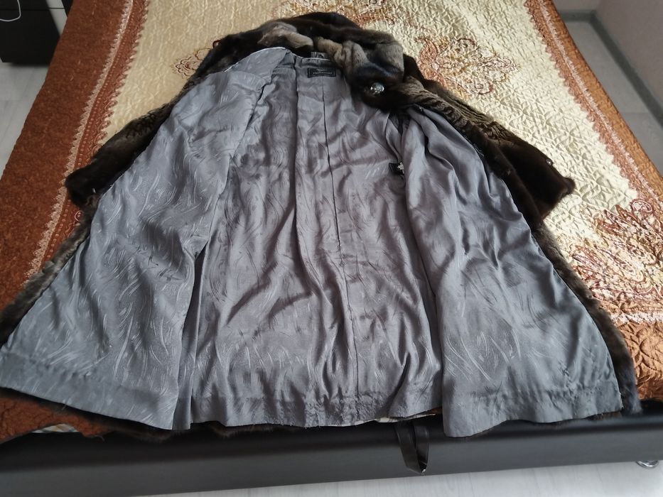 Продам норковую шубу