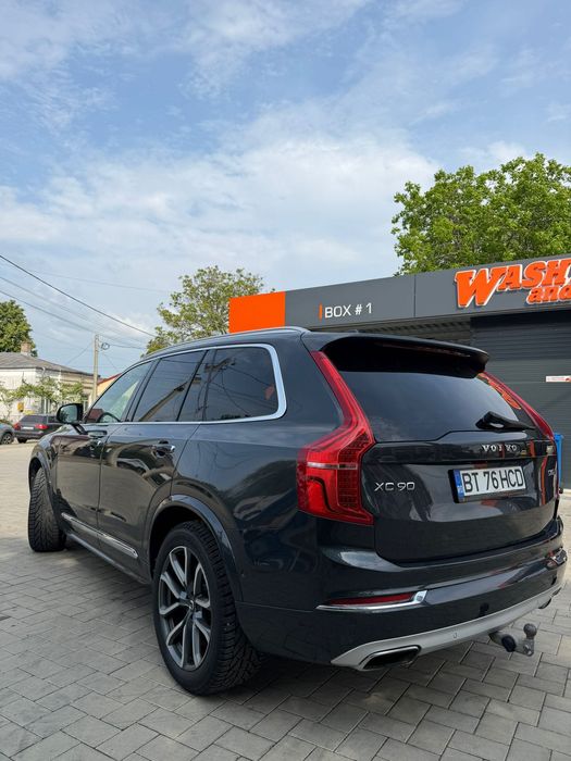 Vând Volvo XC 90