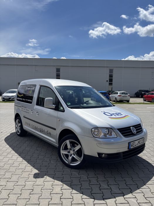 VOLKSWAGEN Caddy 2010