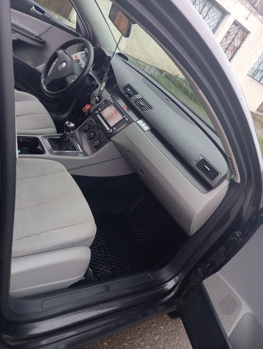 vând sau schimb passat b6 2.0 fsi