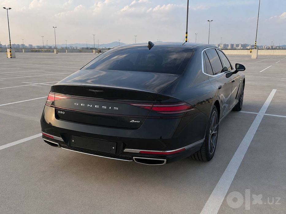 Genesis G90 4 AWD Eng fulli
