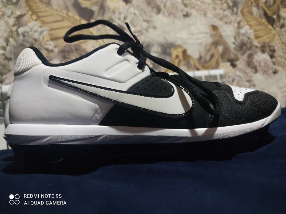 Butsi Nike original americadan kelgan