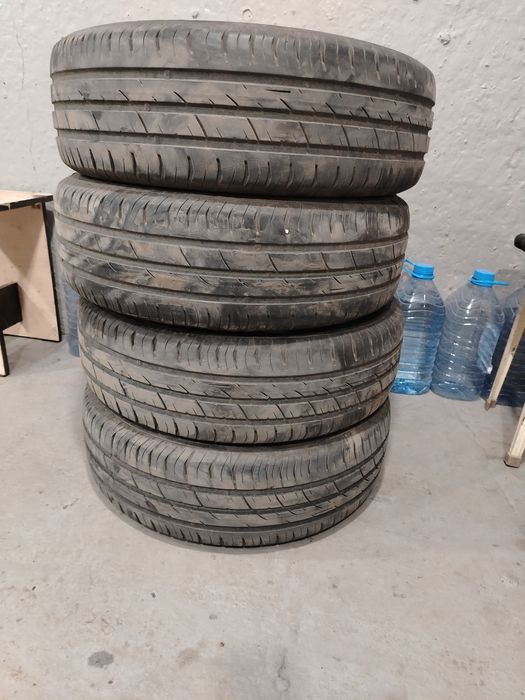 Продам покрышки R15