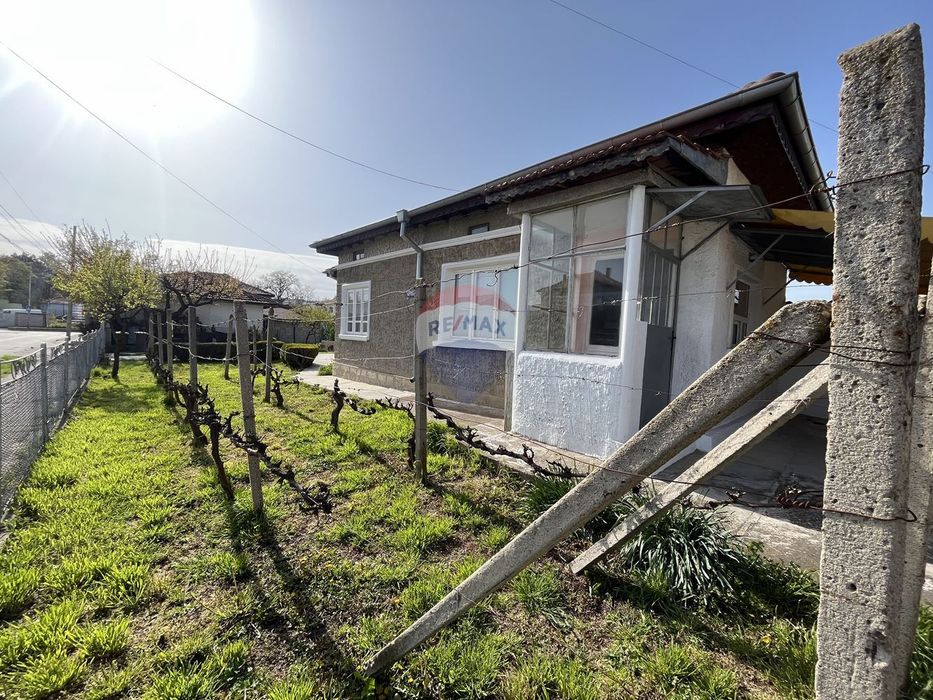 Продава се Къща в Генерал Тошево - 137 кв.м за 650 €/кв.м - Снимка #2