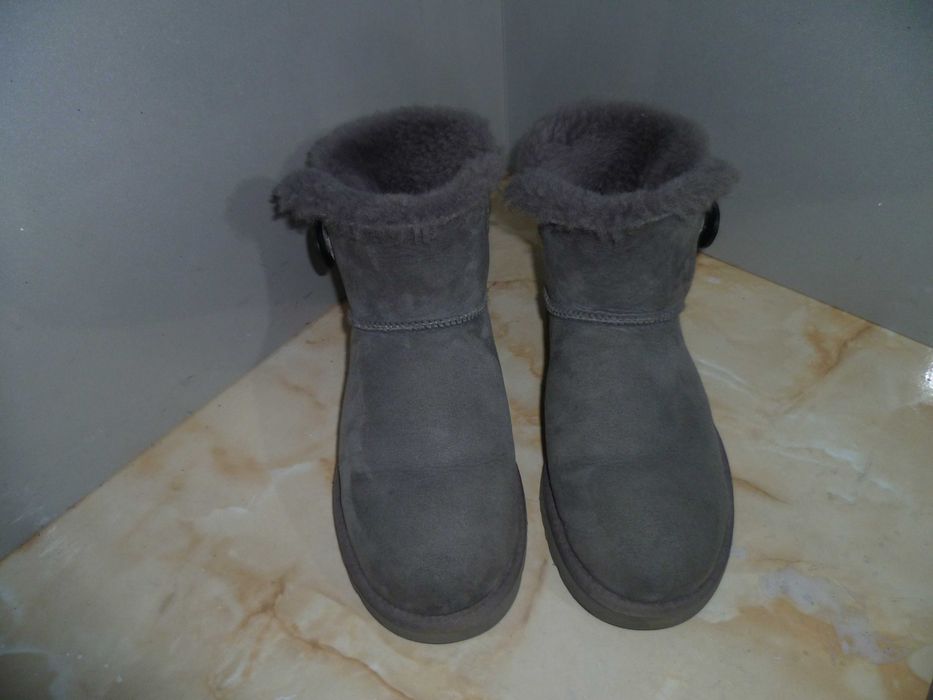 UGG оригинални ботуши №40