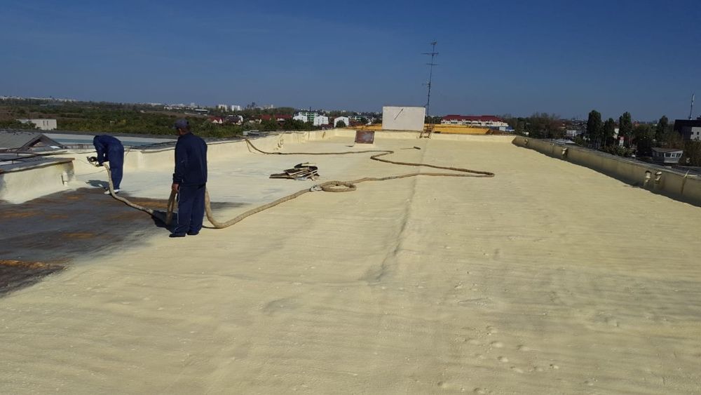 Izolatie spuma poliuretanica Hidroizolatii cu Polyurea(Poliuree)