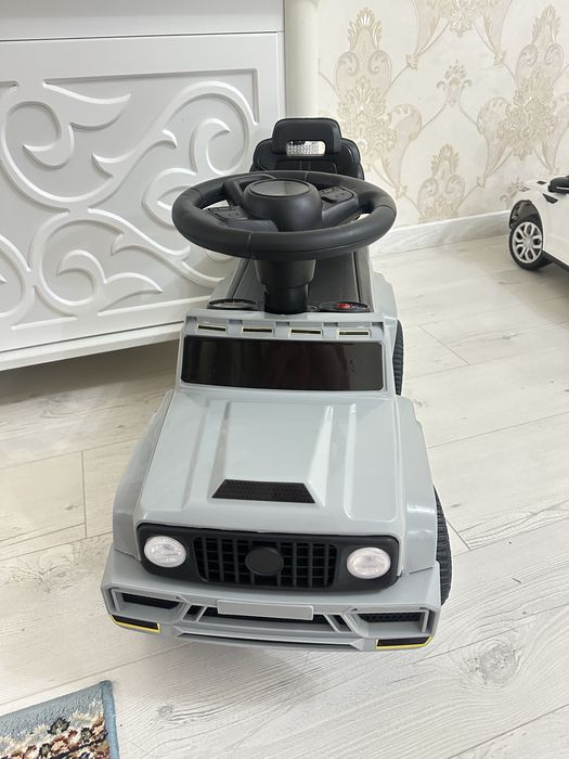 Детская машинка.