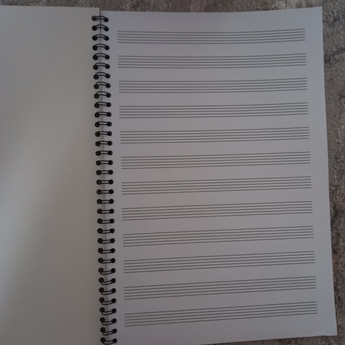 Продам тетрадь для музыки