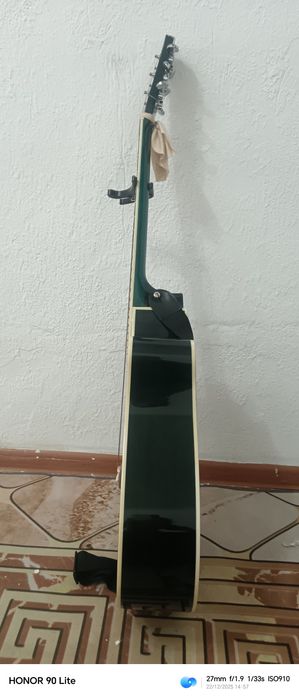 Гитара Чехолымен