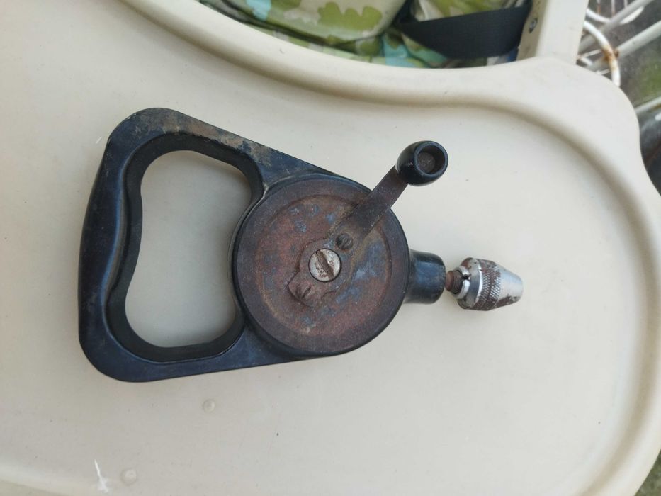 Ръчна дрелка, механична бормашина, ретро маткап