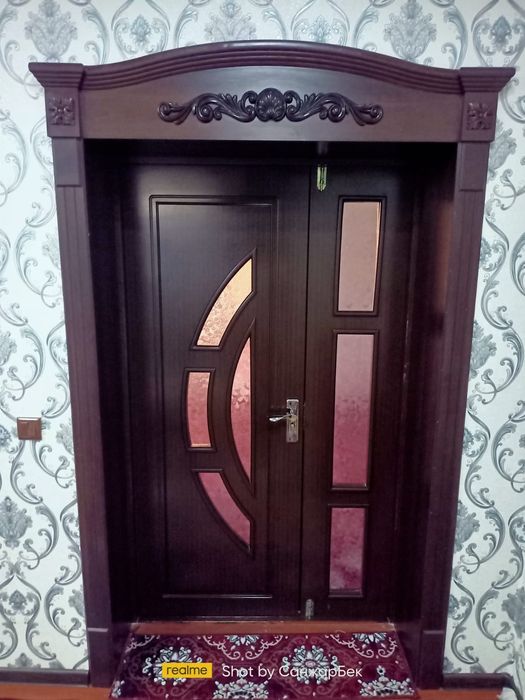 Mdf Eshiklar sotiladi holati yaxshi  4dona hamma narsasi bor narxi 2 5