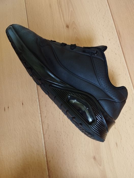 Skechers кожени н.36.5/23.5 см и н.37/24 см стелка