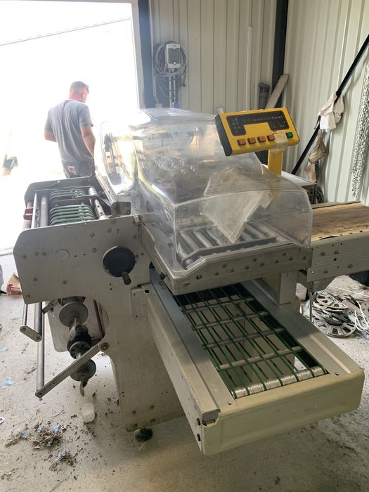 Masina de ambalat AUTOMAC A33