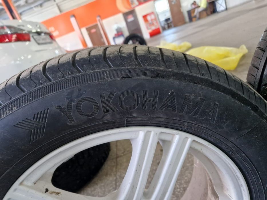 Продам шины с диском