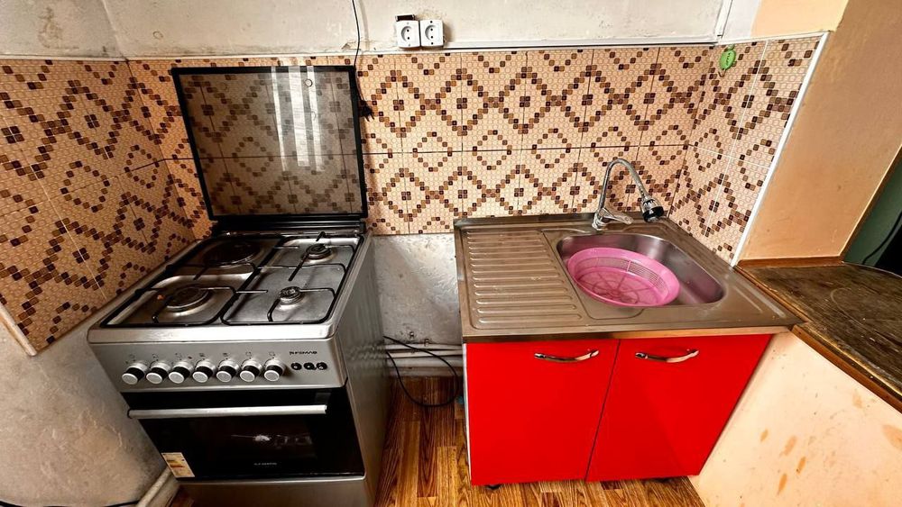 Урганч шахар Гурлан кучасида  2 хонали квартира ижарага берилади.