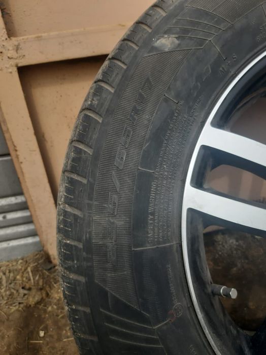 Продам летние шины с дисками