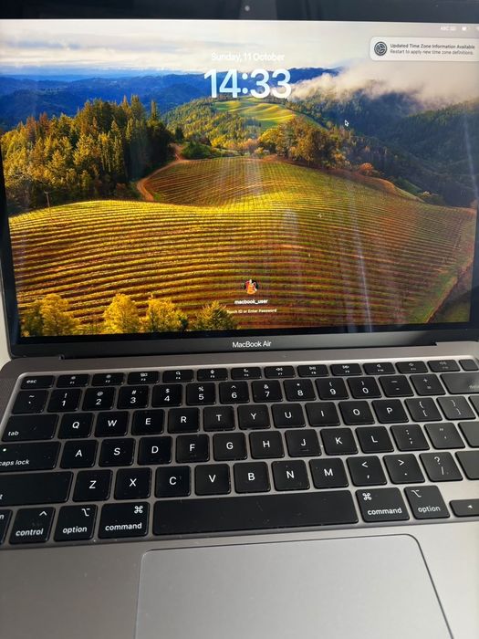 Ноутбук. Apple. MacBook (Макбук)  Air M1 [2020].