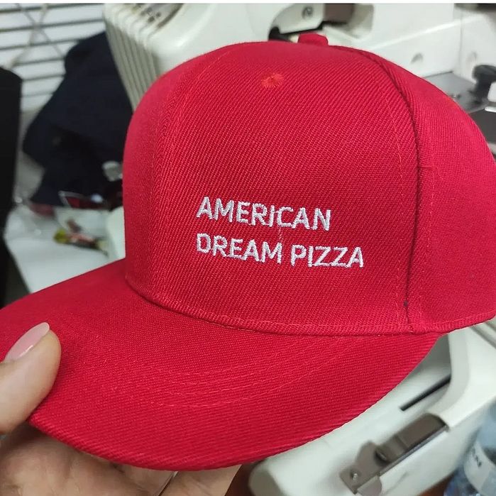 Вышивка логотипа