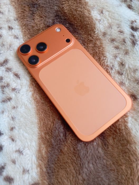iPhone xr в корпусе 17 pro