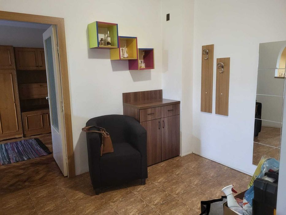 apartament 2 camere de inchiriat