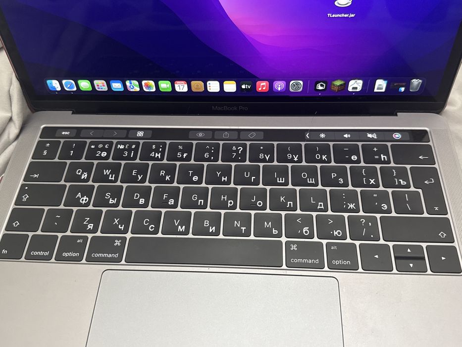 MacBook Pro 13" 2016 с Touch Bar