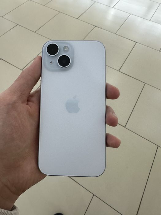 iPhone 15 128GB в хорошем состоянии