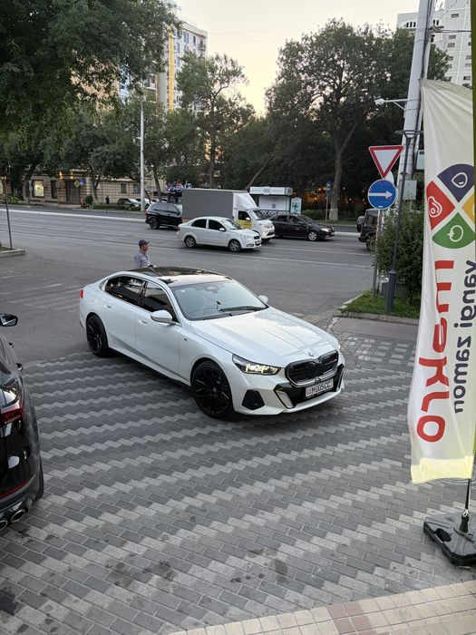 BMW I5 35L M paket