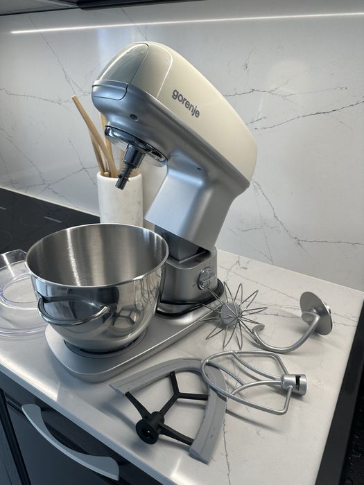 Robot de bucatarie Gorenje retro