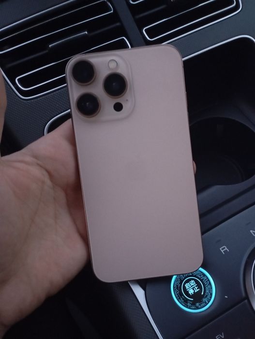 Айфон внутри ХР  128гб