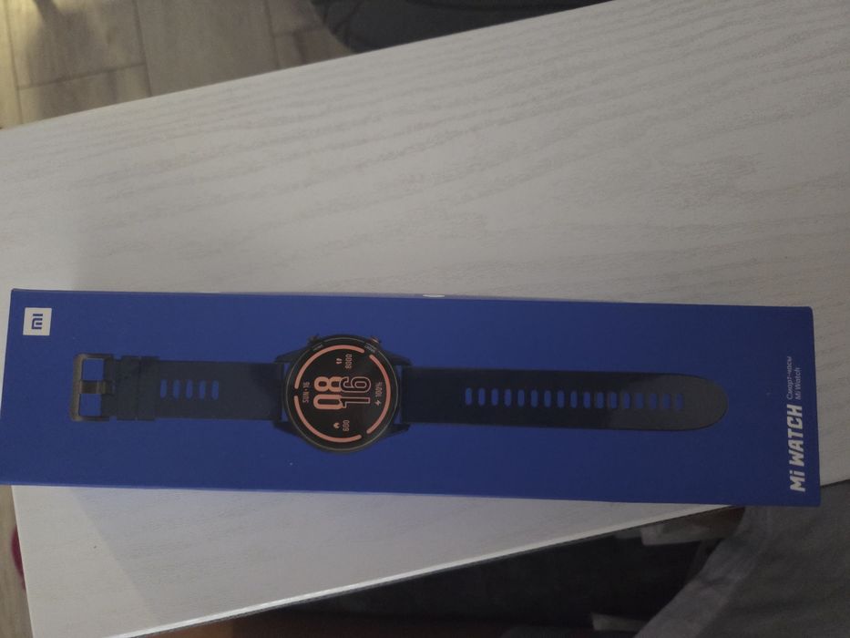 Смарт часовник Mi Watch